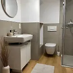 Schmuckstueck Апартаменты Шильтах
